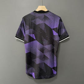 Camiseta Real Madrid Especial Edición 2022/2023 Púrpura/Negro (EDICIÓN JUGADOR)