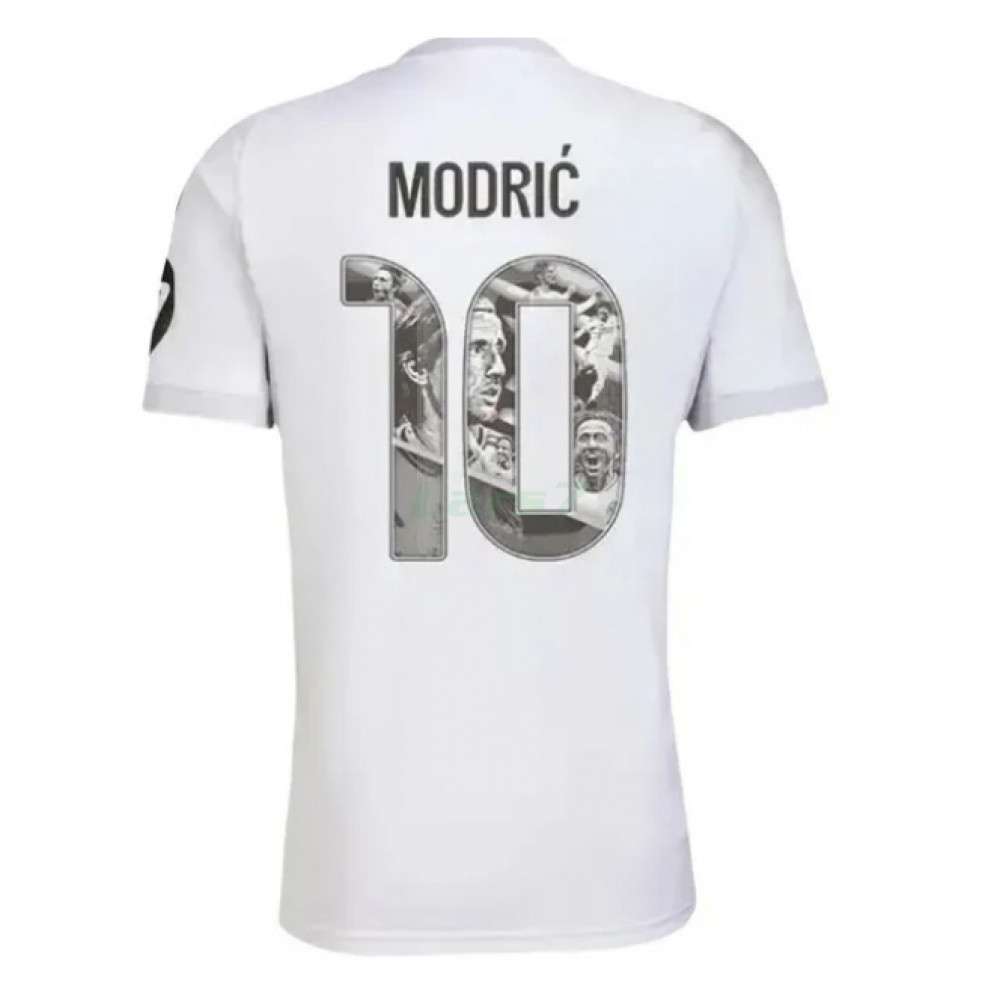 Camiseta MODRIĆ 10 Real Madrid 1ª Equipación 2025/2026 Blanco Mujer