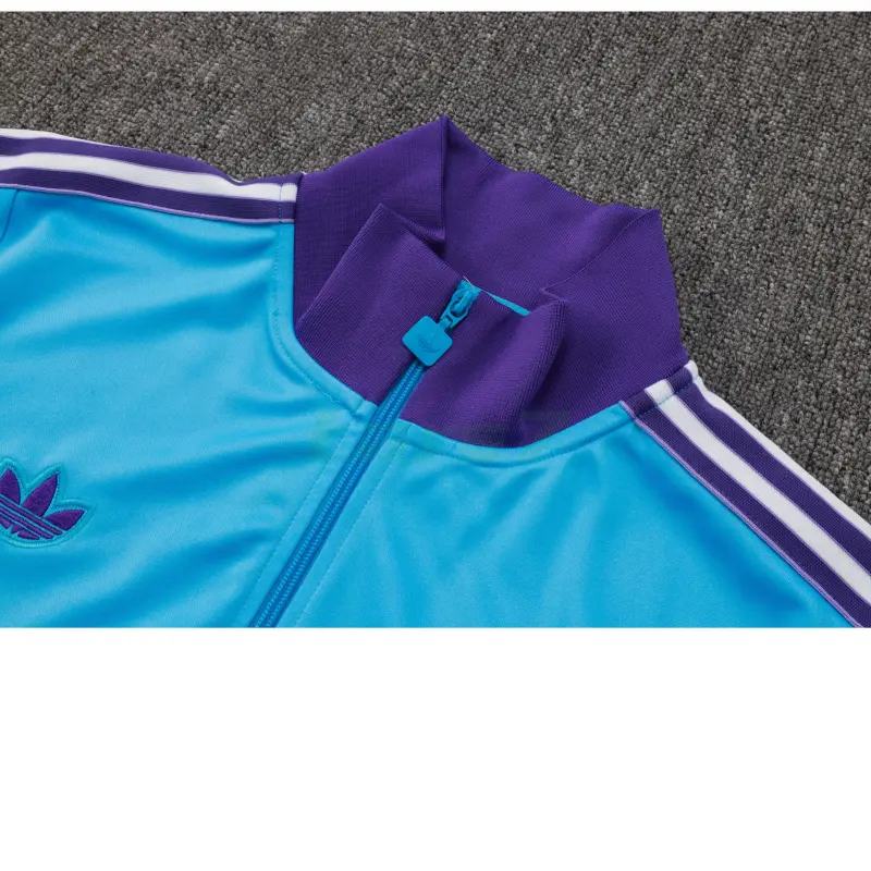 Chaqueta Real Madrid 2025/2026 Retro Azul/Morado Chaqueta Real Madrid 2025/2026 Retro Azul/Morado