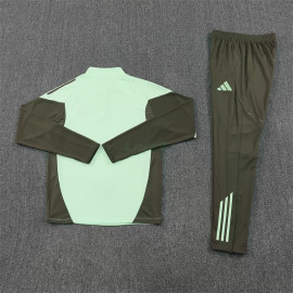 Sudadera de Entrenamiento Real Madrid 2025/2026 Niño Kit Verde Claro Sudadera de Entrenamiento Real Madrid 2025/2026 Niño Kit Verde Claro