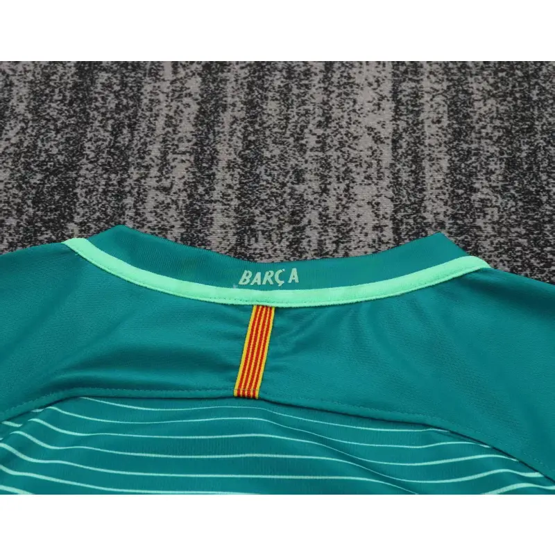 Camiseta Barcelona 3ª Equipación Retro 2016/17 Verde Niño Kit Camiseta Barcelona 3ª Equipación Retro 2016/17 Verde Niño Kit