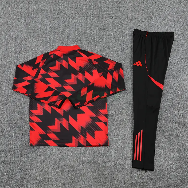 Sudadera De Entrenamiento Manchester United 2025/2026 Kit Negro/Rojo con Estampado Sudadera De Entrenamiento Manchester United 2025/2026 Kit Negro/Rojo con Estampado