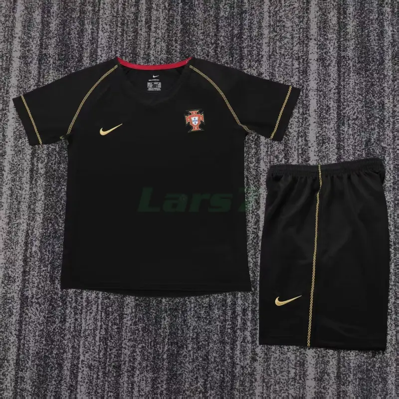 Camiseta Portugal 2ª Equipación Retro 2006 Negro Niño Kit