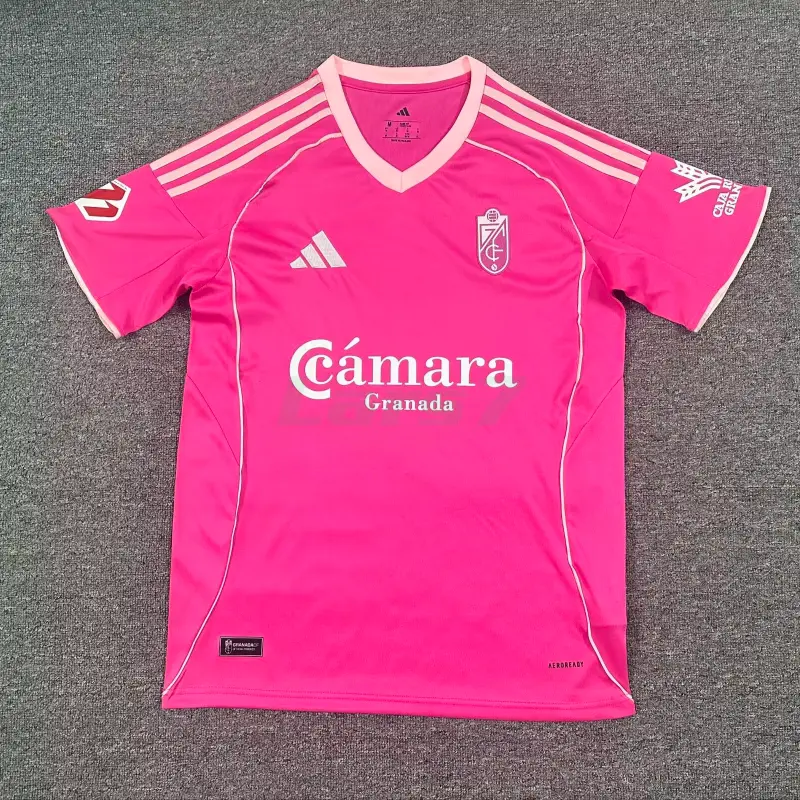 Camiseta Granada 4ª Equipación 2025/2026 Rosa con Parche La Liga
