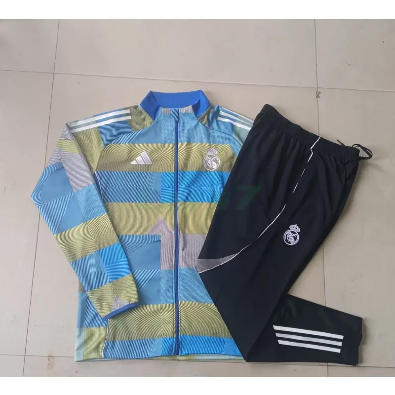 Chandal Real Madrid 2025/2026 Niño en Azul y Verde a Rayas