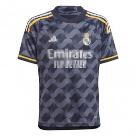 Ya te puedes comprar la equipación del Real Madrid de 2023/2024