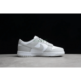 Nike Dunk Corte Bajo “Niebla Gris”