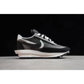 Nike LDWaffle Sacai Negro/Antracita-Blanco