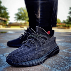 Adidas Yeezy 350  V2 “Antlia” Negro